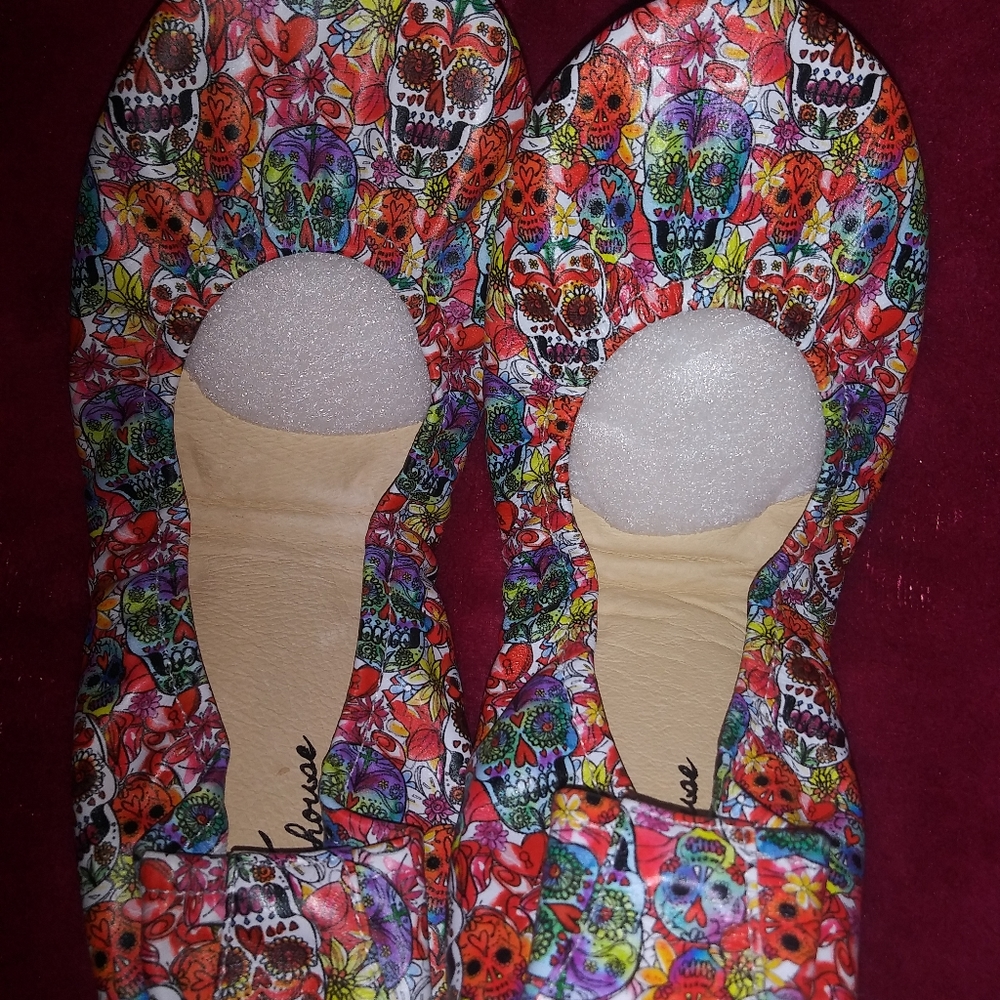 New! Storehouse Flats sz 9